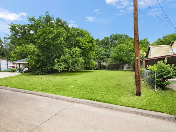 205 Thompson St, Waxahachie, TX 75165