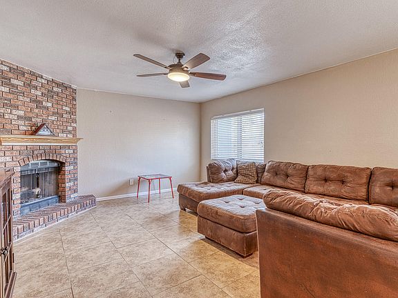 4th image of 2301 W Labriego Dr