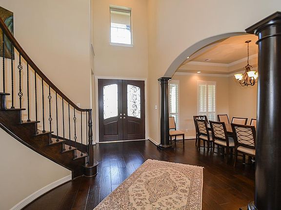 4th image of 26307 Middlecrest Hill Ct