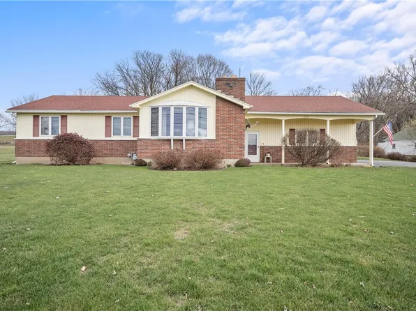 11017 S Lake Rd, Pavilion, NY 14525