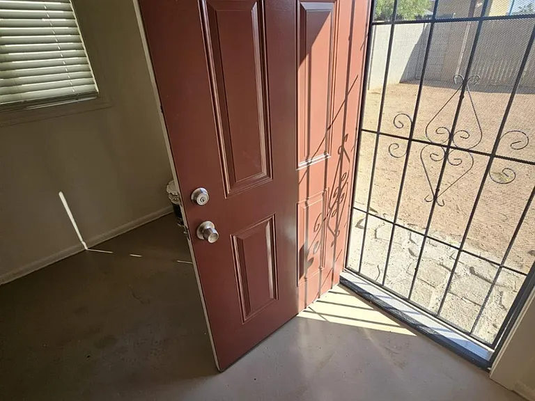 4619 E Almeria Rd — Photo 17