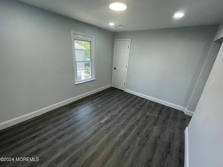 413 Ridge Ave #2 — Photo 5