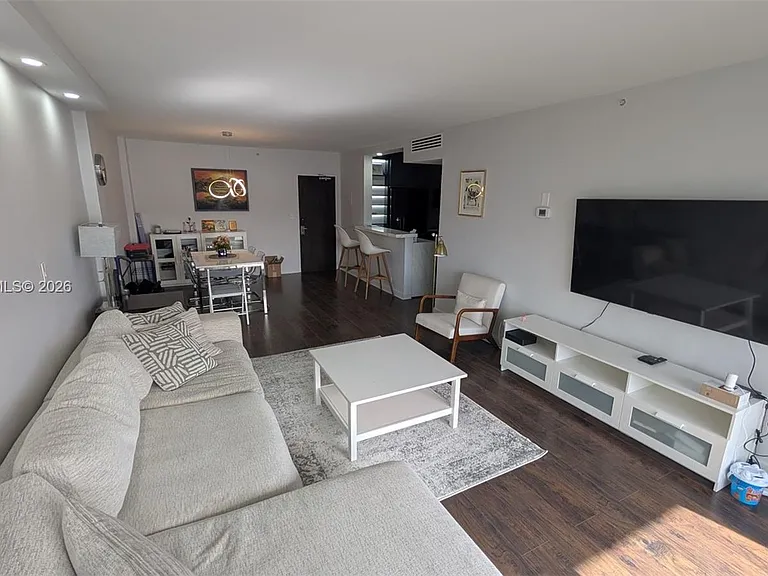 1500 Bay Rd #822S — Photo 7