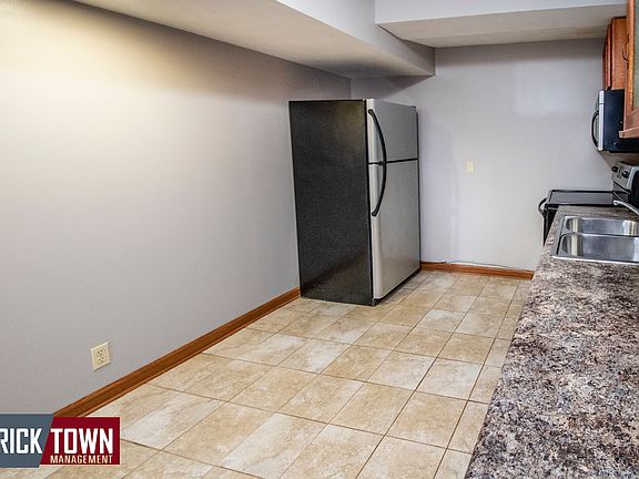 4th image of 101 S 38th Ave #7