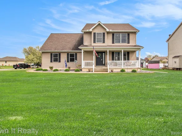 15000 Tiara Ave, Monroe, MI 48161