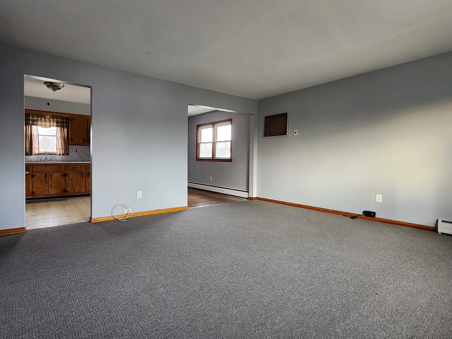 3 bed, $2,895 — Photo 4