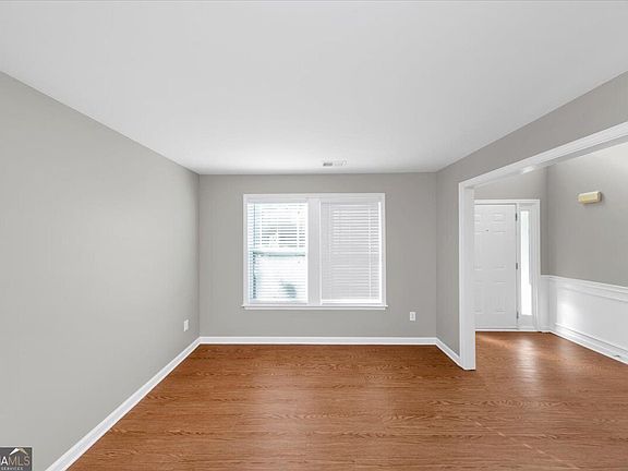5th image of 4173 Kenwood Trl