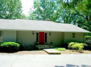 240 Overlook Dr, Gainesville, GA