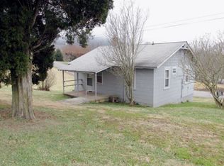 1101 Phillipsville Loop, Canton, NC 28716