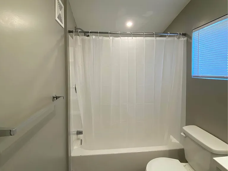 120 Adams St #2 — Photo 9
