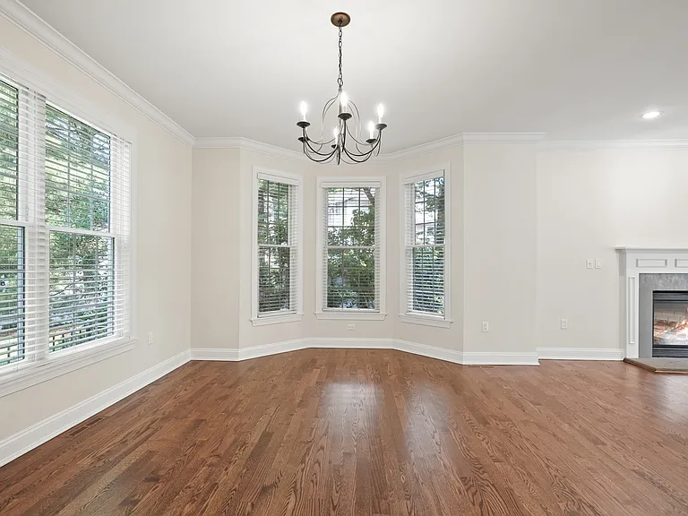 25 Decatur St #B — Photo 6