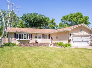 1513 5 1/2 Ave NE, Jamestown, ND 58401