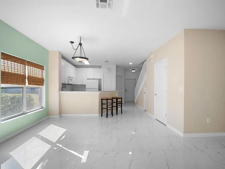 8535 Athena Ct — Photo 10