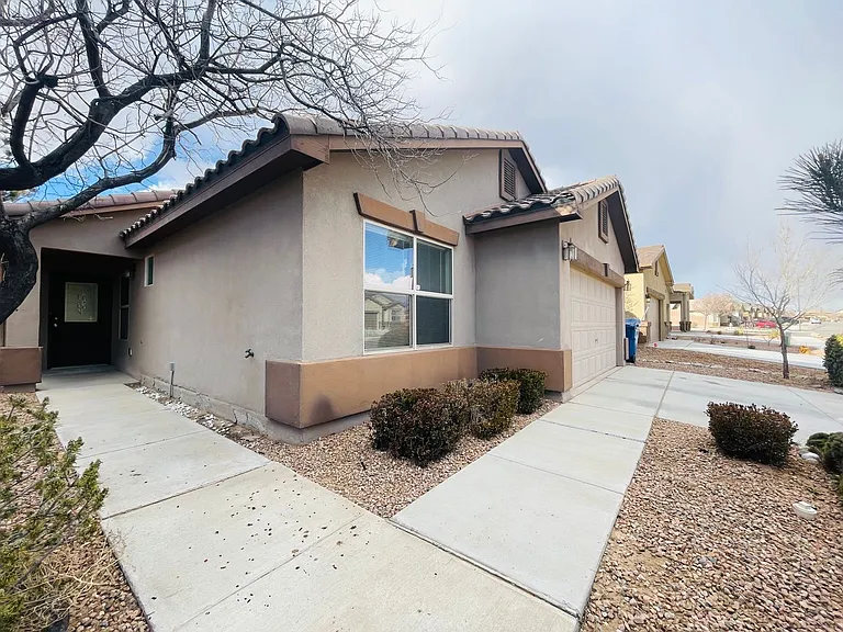 861 Desert Senna Ave SW — Photo 3