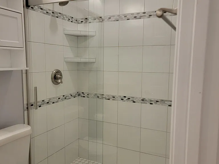 1039 Dickson Pl NE — Photo 12