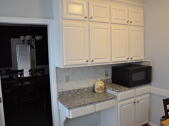 New Granite and Backsplash