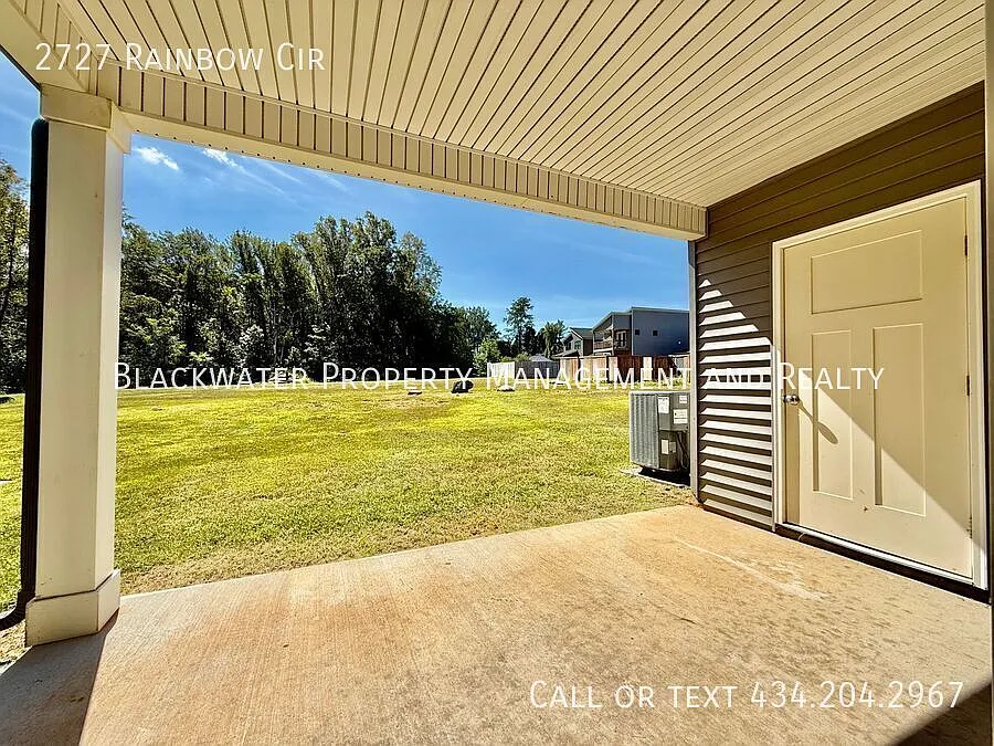 3 Bedroom Home In Stonehaven Subdivison With Move In Special! — Photo 4