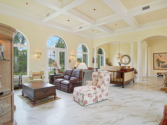 3rd image of 6744 SE Barrington Drive