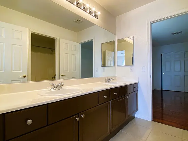 172 Flying Hills Ave — Photo 25