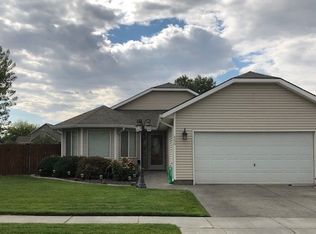 156 SE 10th Ct, Hermiston, OR 97838