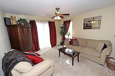 4th image of 1133 Arbor Creek Dr APT 2D