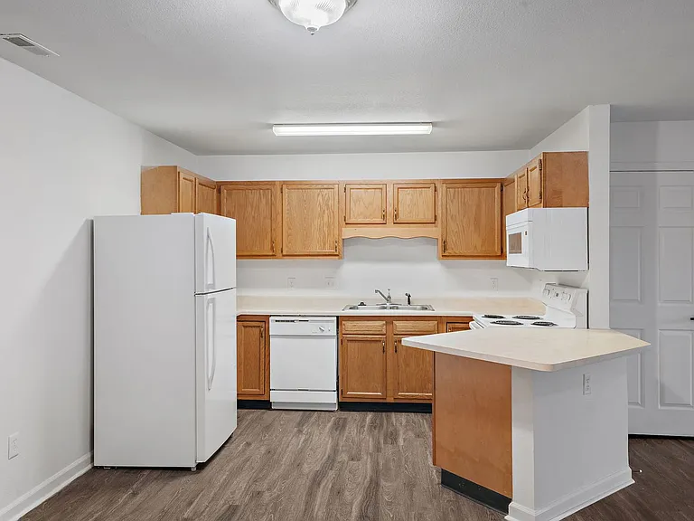 1308 N Liberty Cir E — Photo 22
