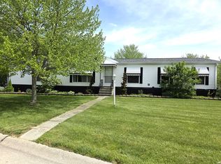 109 Catawba Ct, Elyria, OH 44035