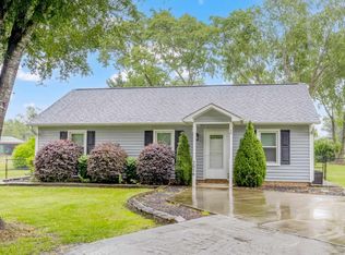 2056 White Memorial Church Rd, Willow Spring, NC 27592