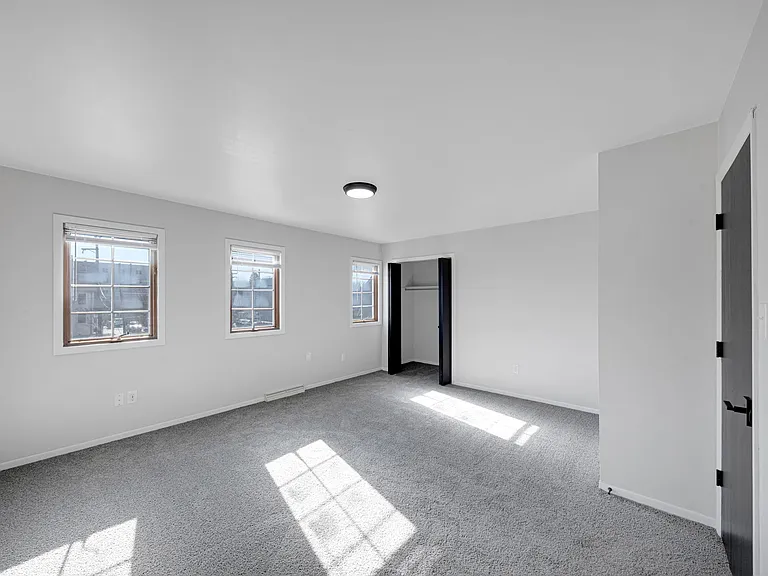 694 5th St #2 — Photo 7