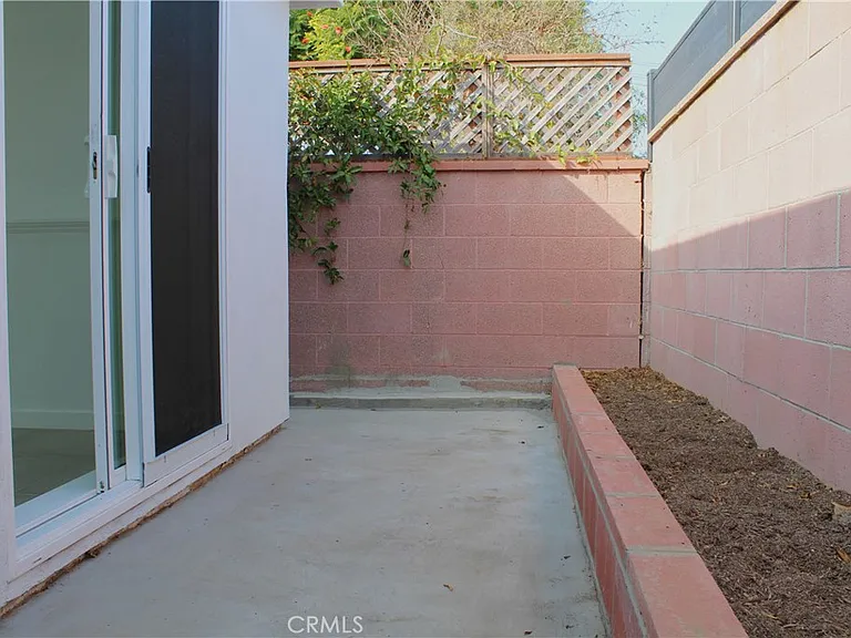 19514 Donora Ave — Photo 15