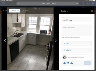 2105 Renrock Rd, Cleveland Heights, OH 44118