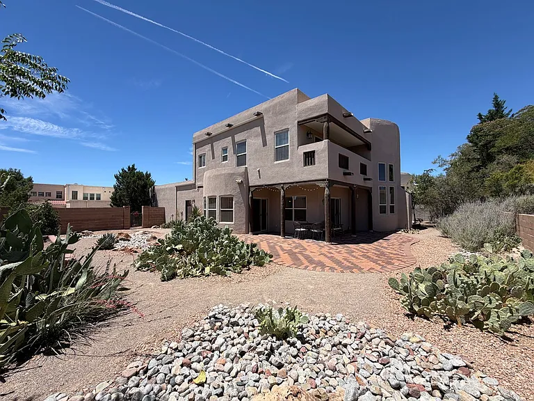 6323 Pima Pl NW — Photo 48