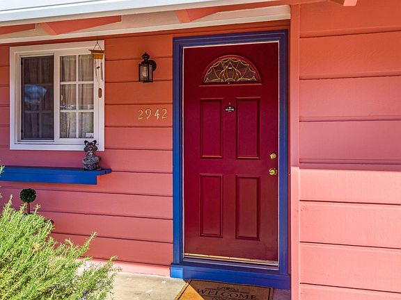 3rd image of 2942 Varden Ave