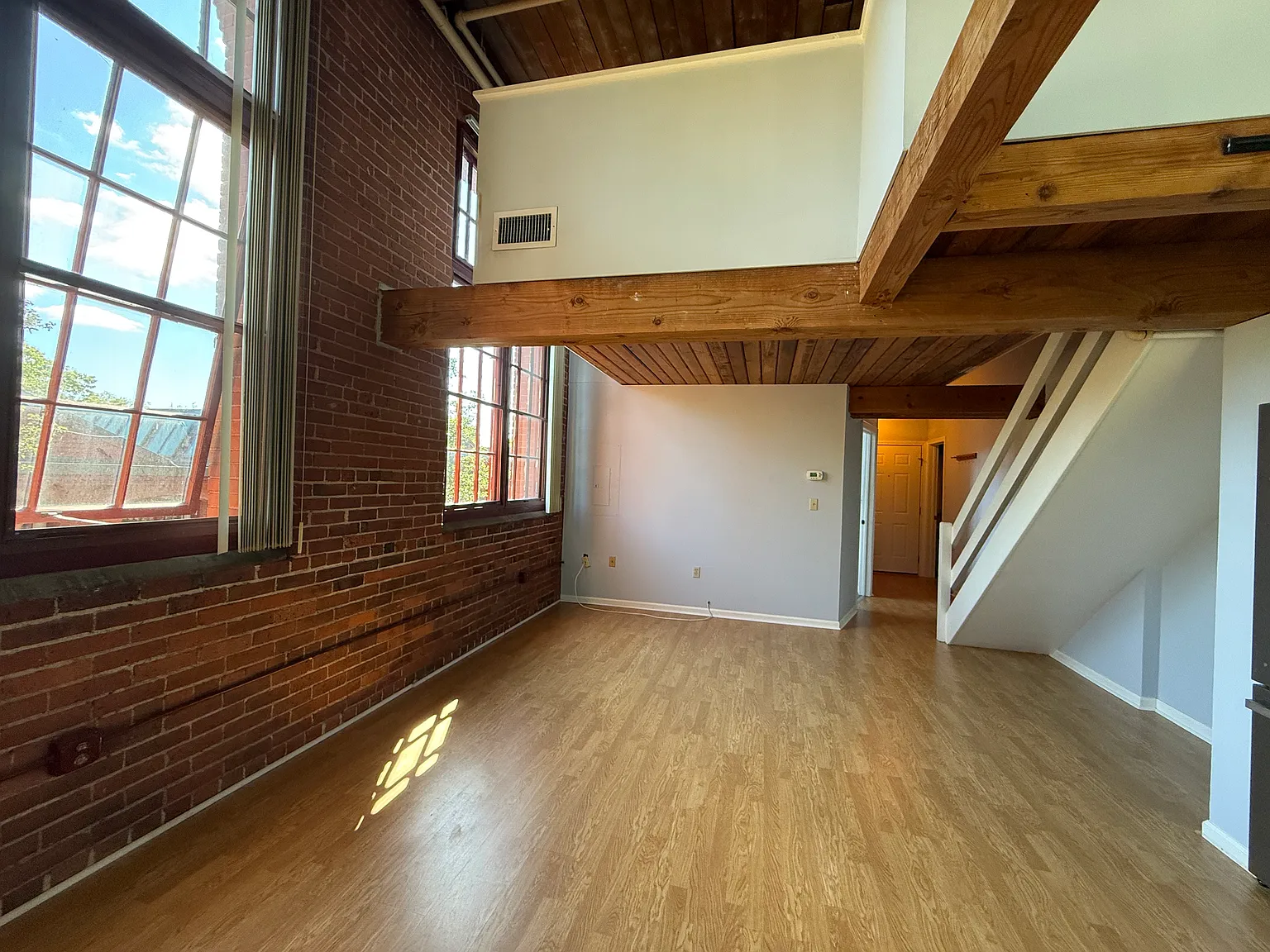 839 Main St — Photo 3