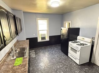 1124 3rd St, Moline, IL 61265