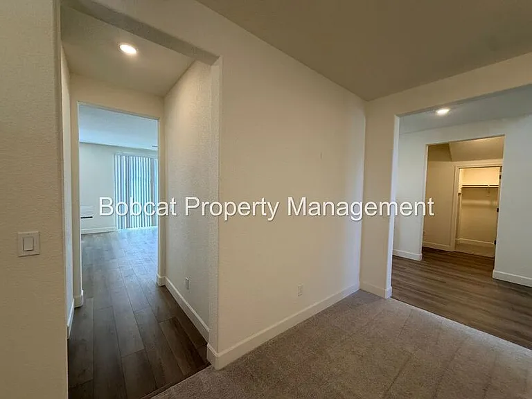 1751 Boundary Peak St — Photo 14