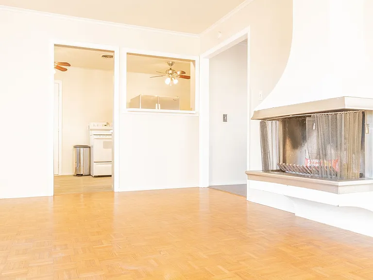 2730 W Country Club Dr — Photo 9