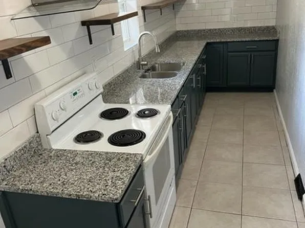 445 N Oakley Ave APT 2, Kansas City, MO 64123