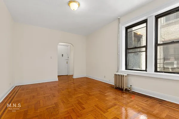 Rented by MNS | media 1