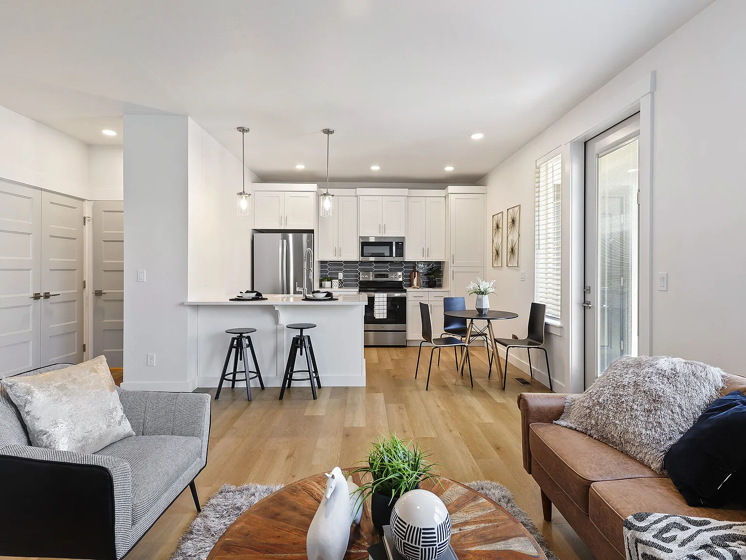 Alante Homes at Lake Hazel — Photo 4