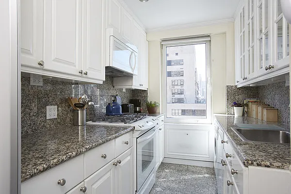 Rented by Stribling | media 23