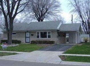 611 Carol Dr, Greenwood, IN 46143