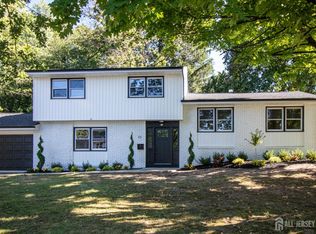22 Agate Rd, East Brunswick, NJ 08816