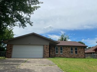 1252 S 27th Pl, Muskogee, OK 74401