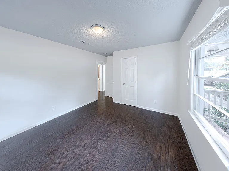 609 San Fernando Dr SE — Photo 13