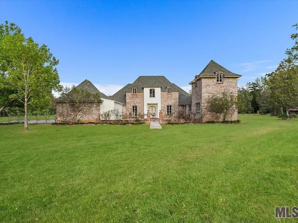 33130 John Barber Rd, Holden, LA 70744