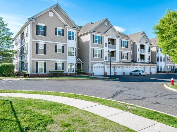 2023 Edward Stec Blvd, Edison, NJ 08837