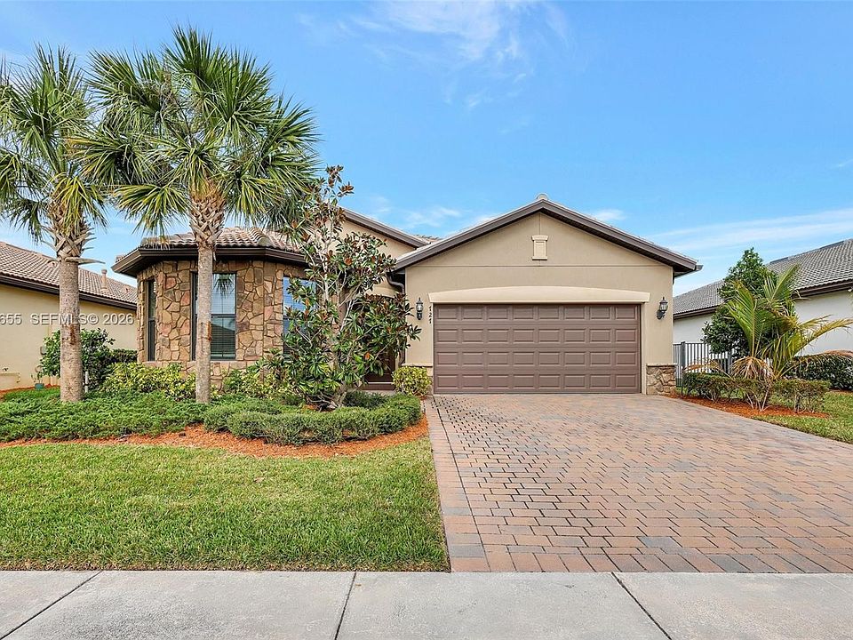 1st image of 727 SE Boboli Way