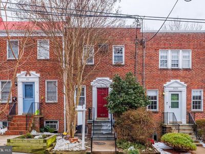 2018 Tunlaw Rd NW, Washington, DC, 20007