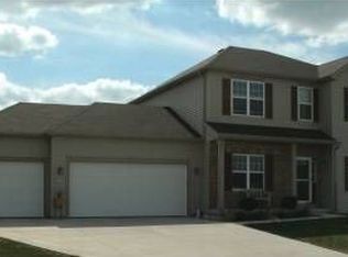 105 Caroline Ct, Beaver Dam, WI 53916